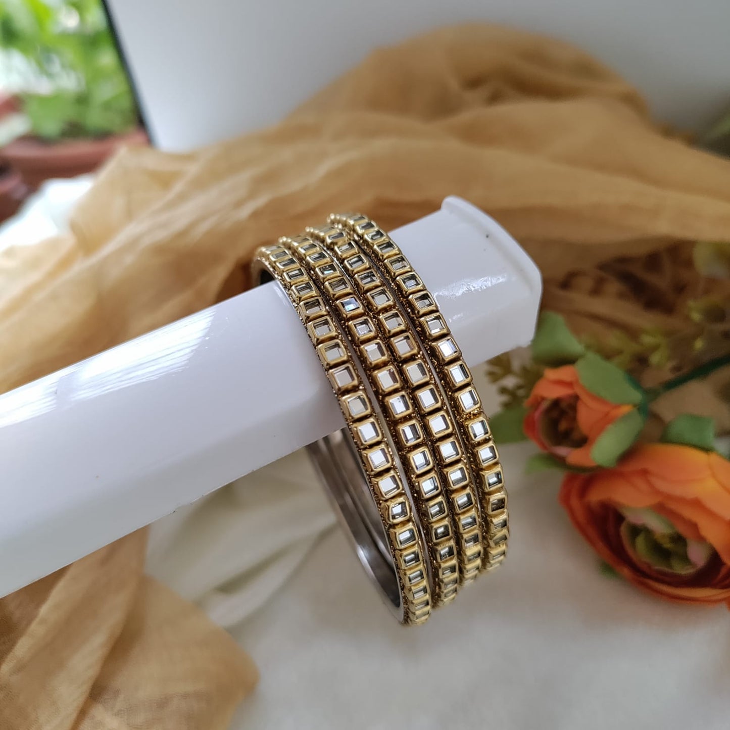Kundan Bangles set of 4