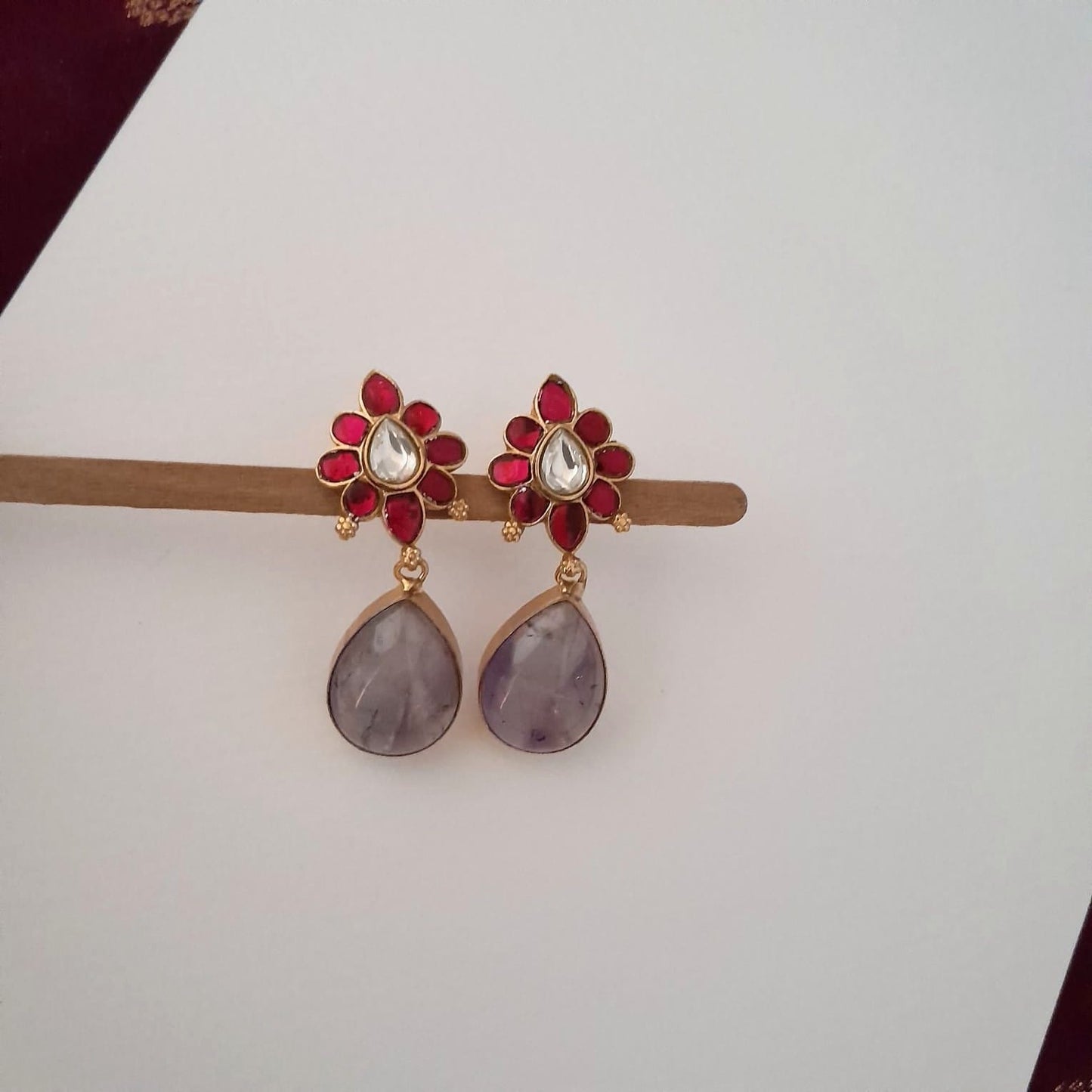 Bold and beautiful Jadau kundan exclusive stone necklace set