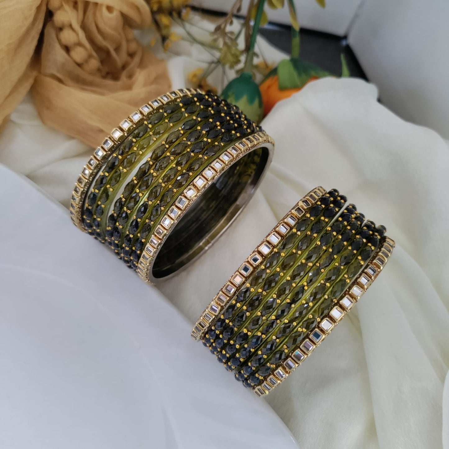 Kundan Bangles set of 4