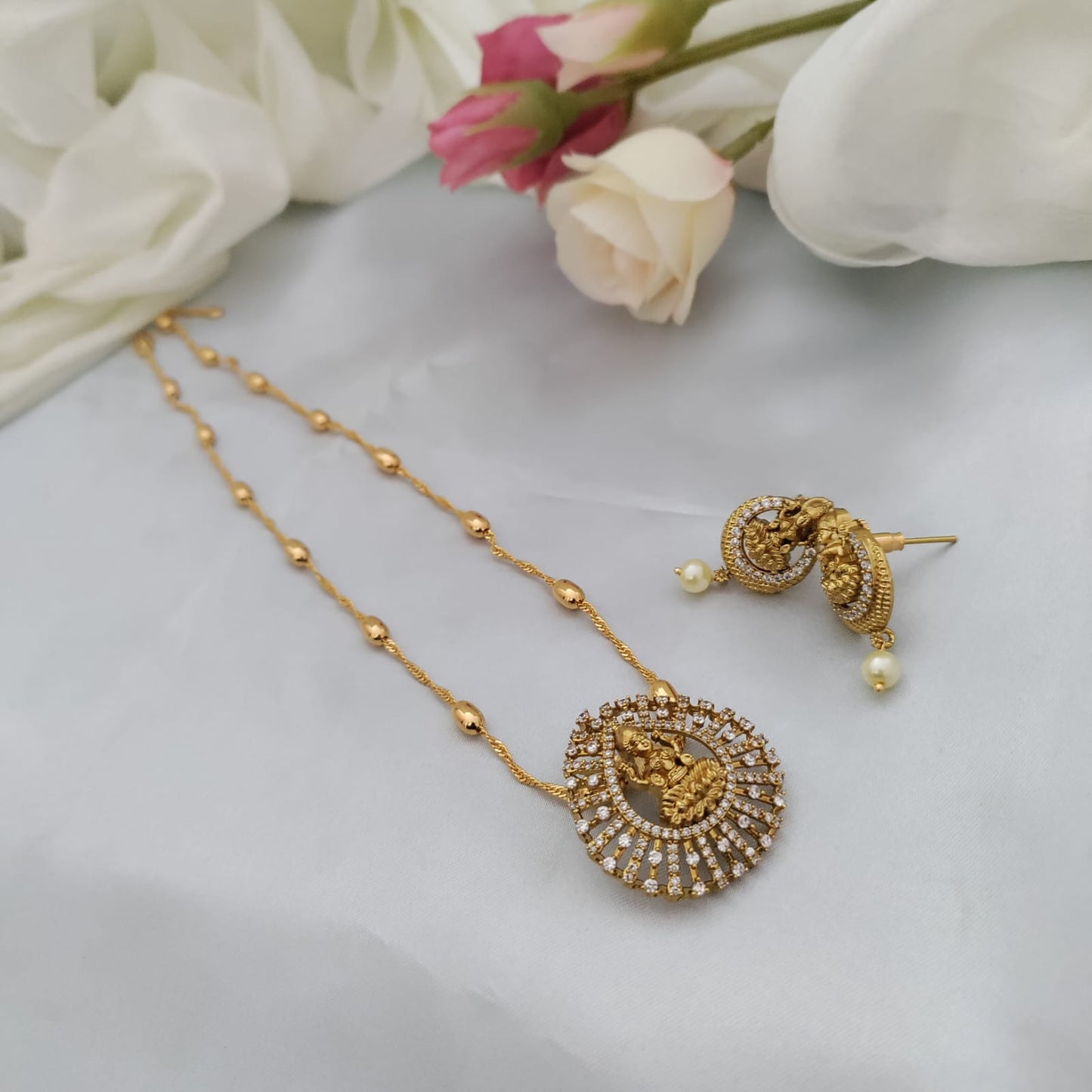 Lakshmi pendant chain
