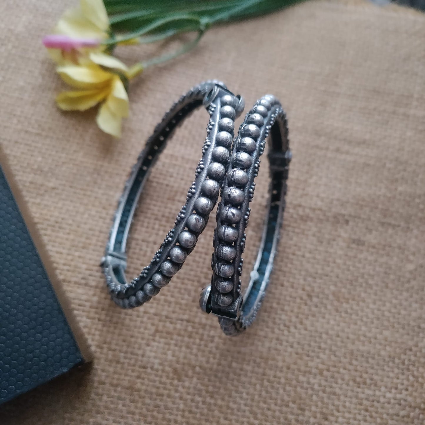 Silver replica Bangle - Screw type