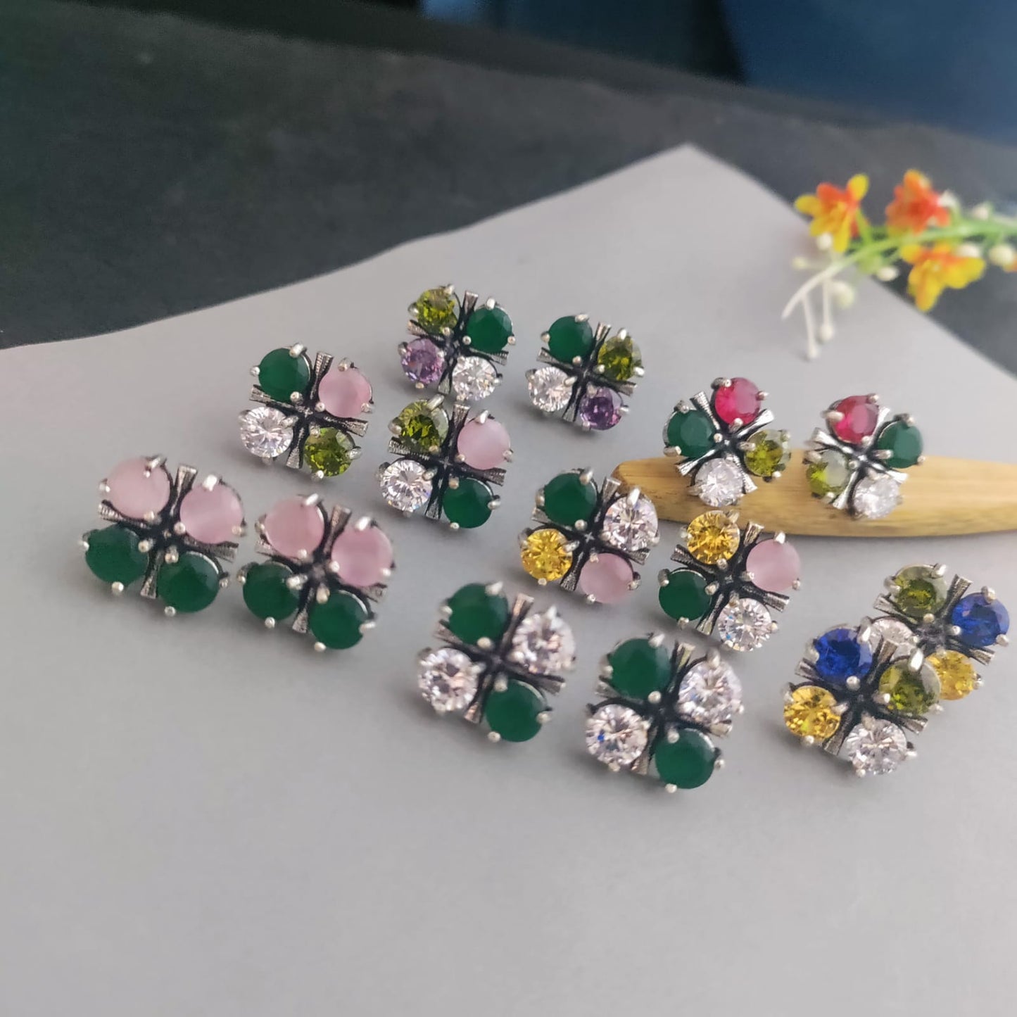 4 Stone earring