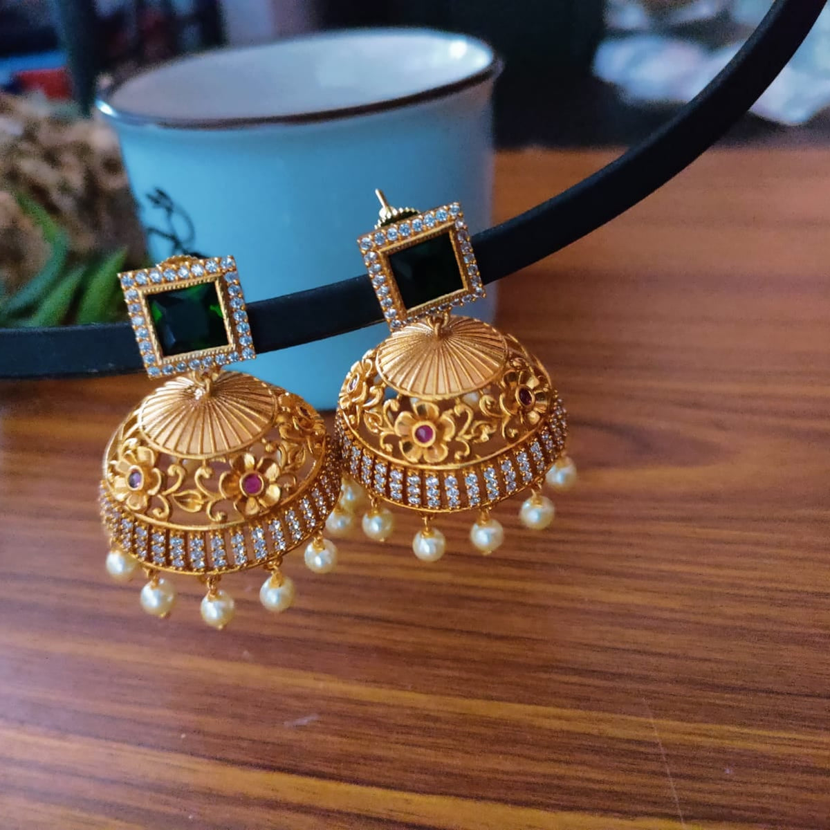 Stone jumkha earring