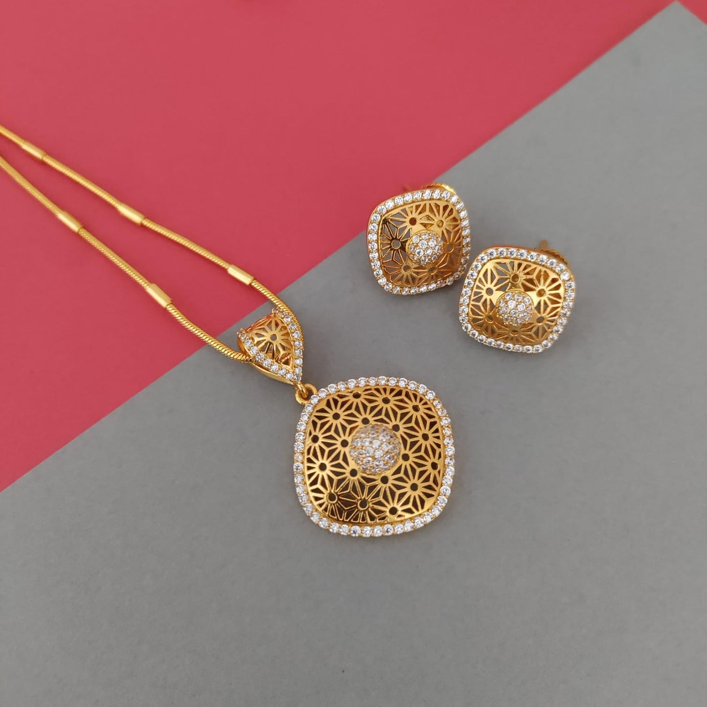 Diamond shaped AD stone Pendant chain