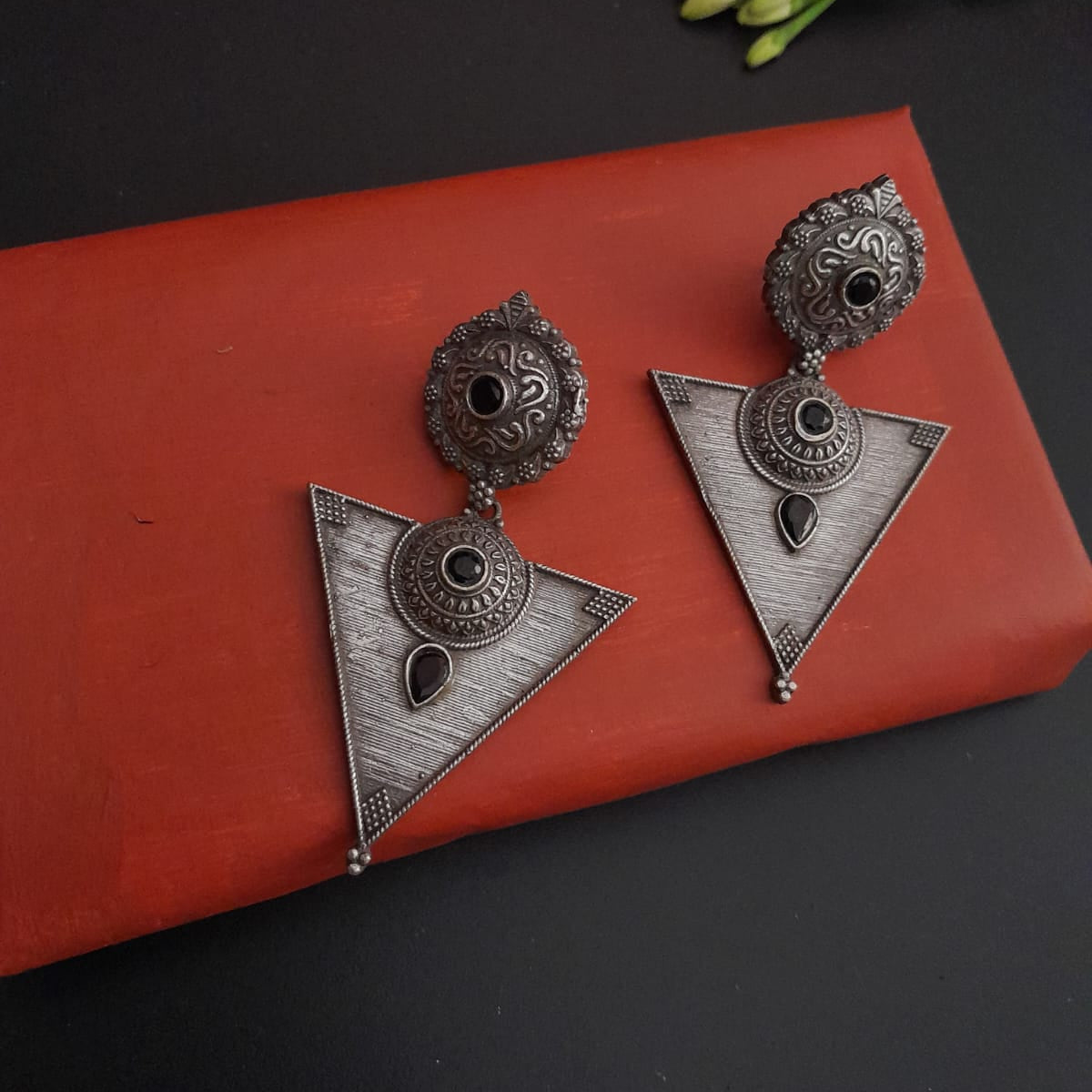 SLA stone earring