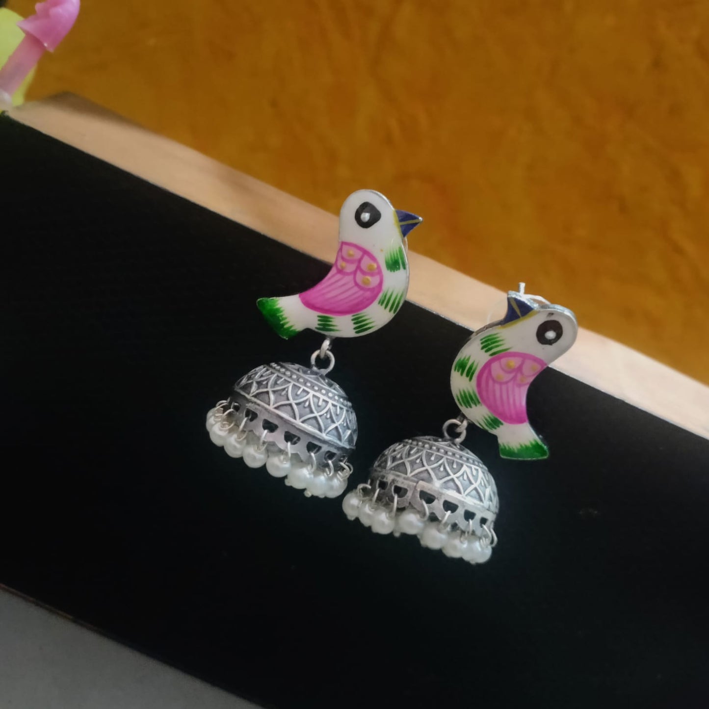 Bird hand painted jumkha