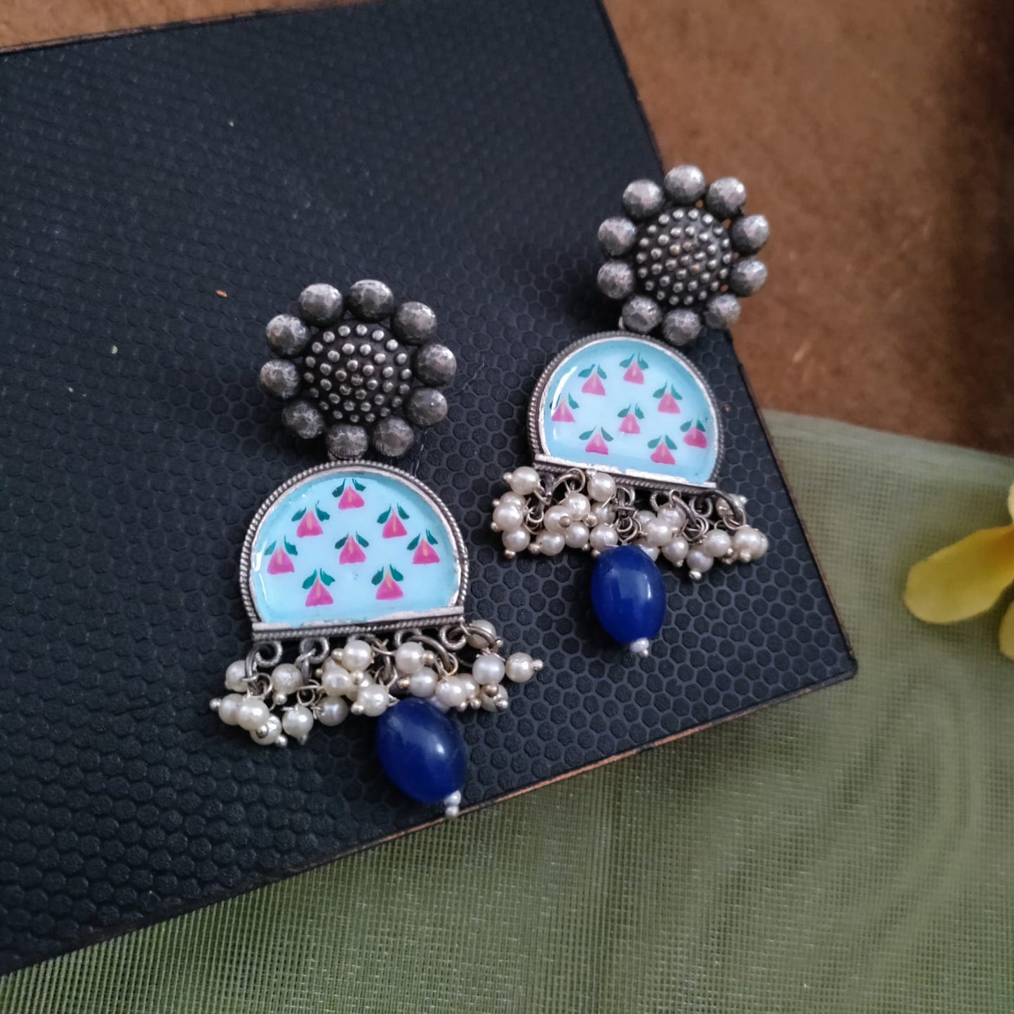 Flower round crescent type painted earring