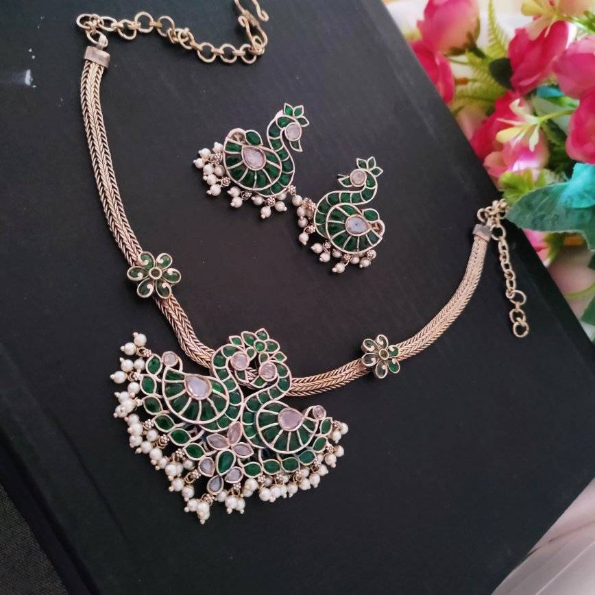 Bird stone necklace set