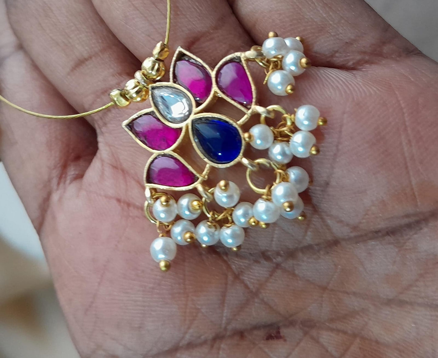 Gorgeous Invisible necklace set - Lotus