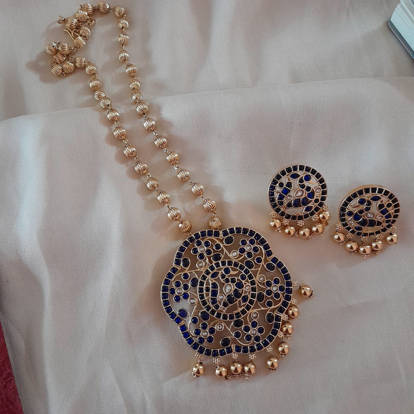 Rakodi big size real kemp stone pendant chain set