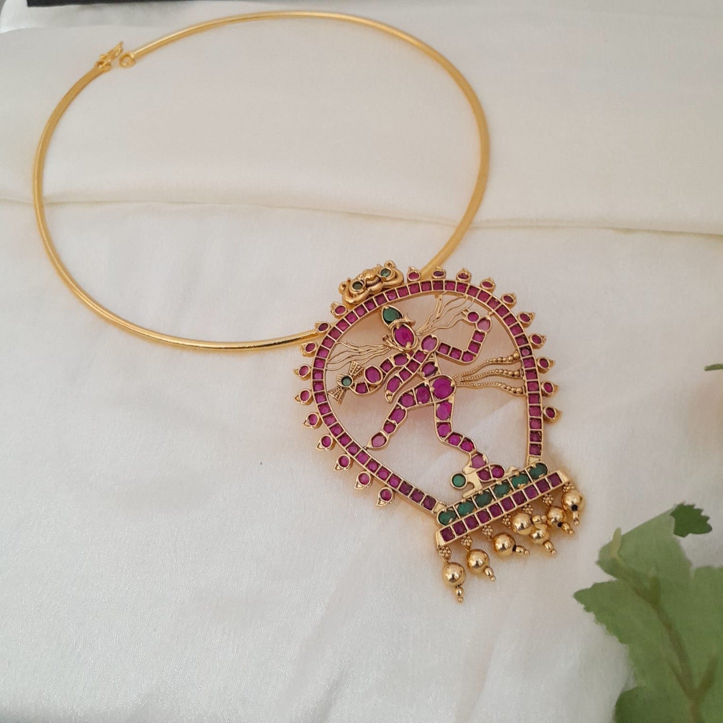 Deity pendant - Kemp stone