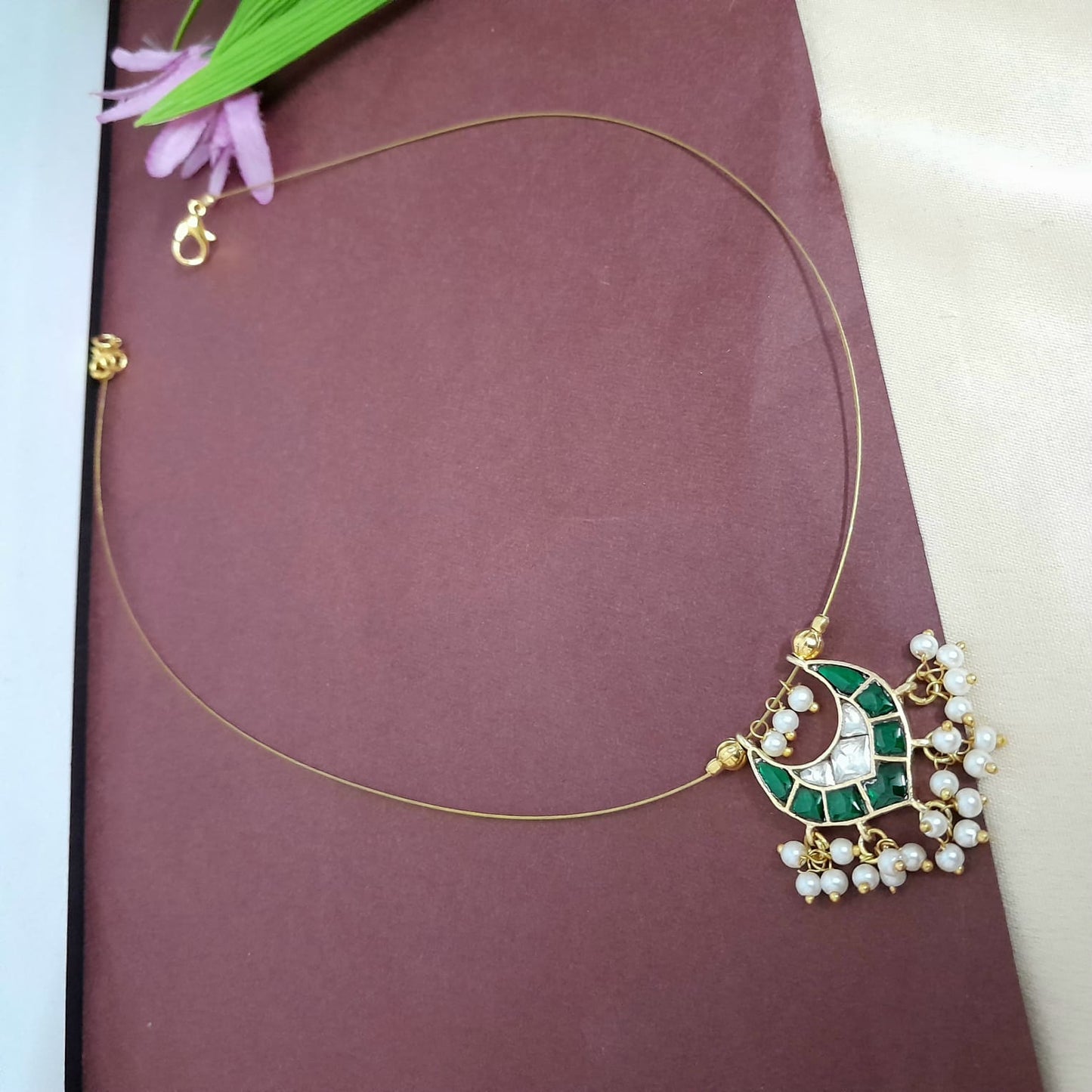 Gorgeous Invisible necklace set