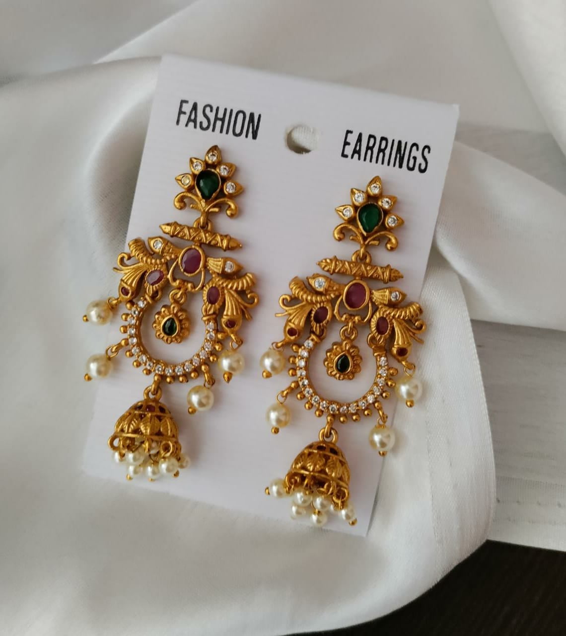 Golden stone jumkha earring