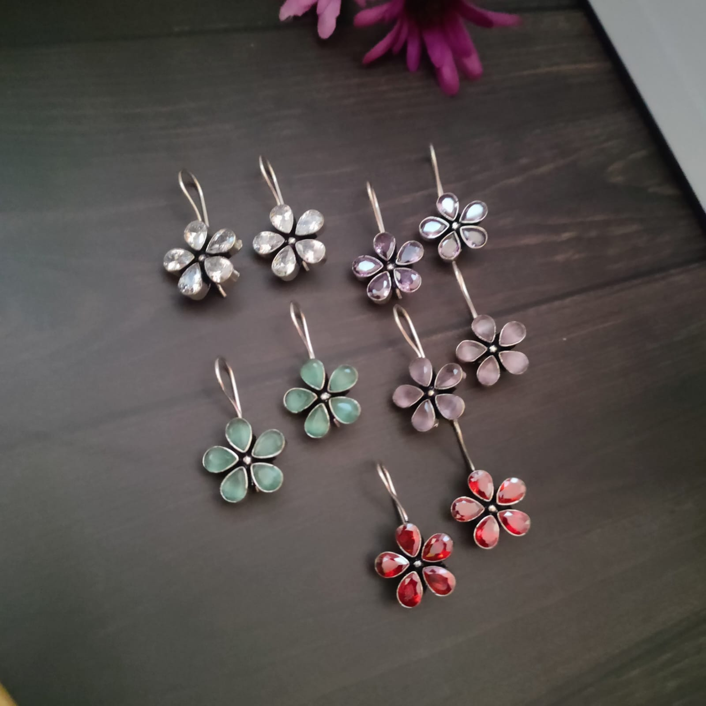 5 Stone flower earring