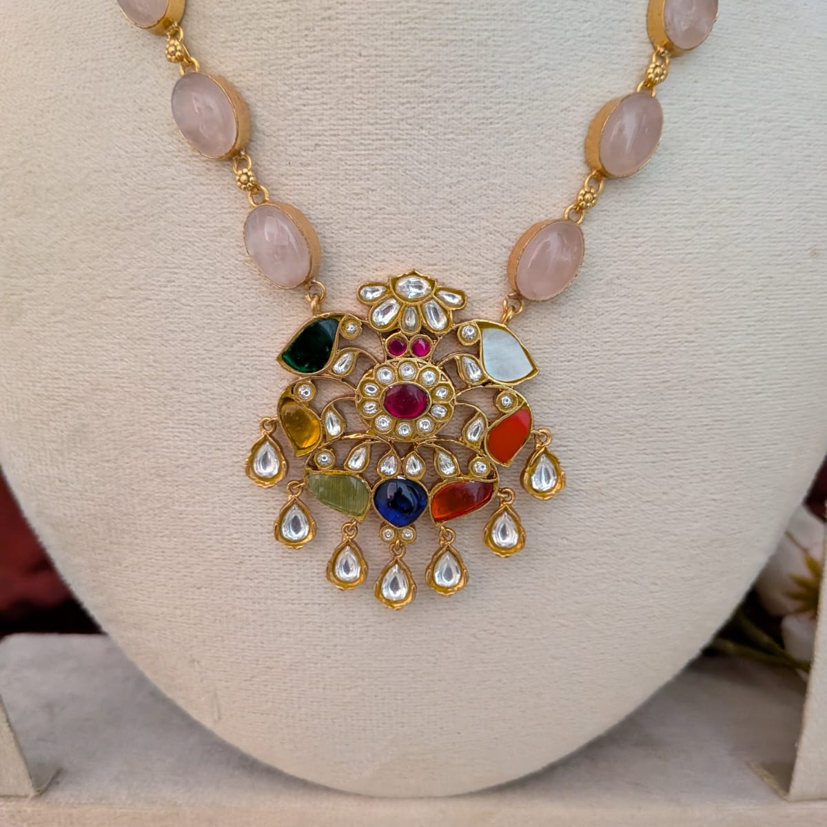Beautiful Jadau kundan exclusive stone necklace set