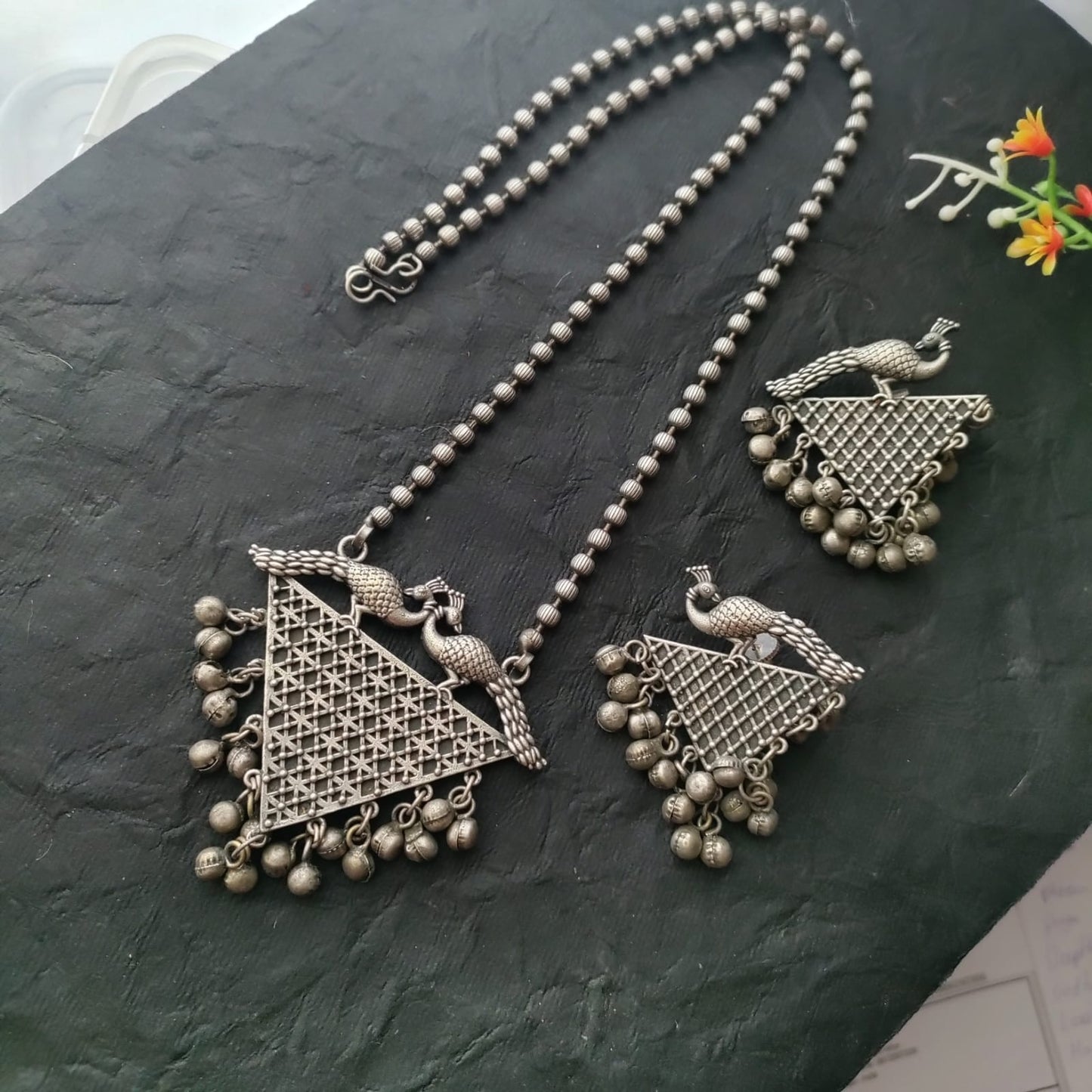 Peacock long replica chain set