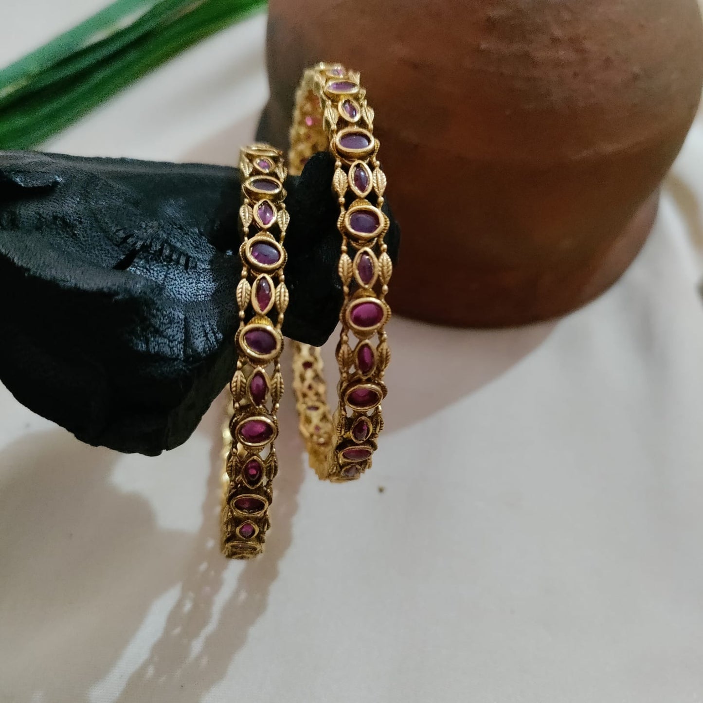 Kemp and Navratna Bangle set