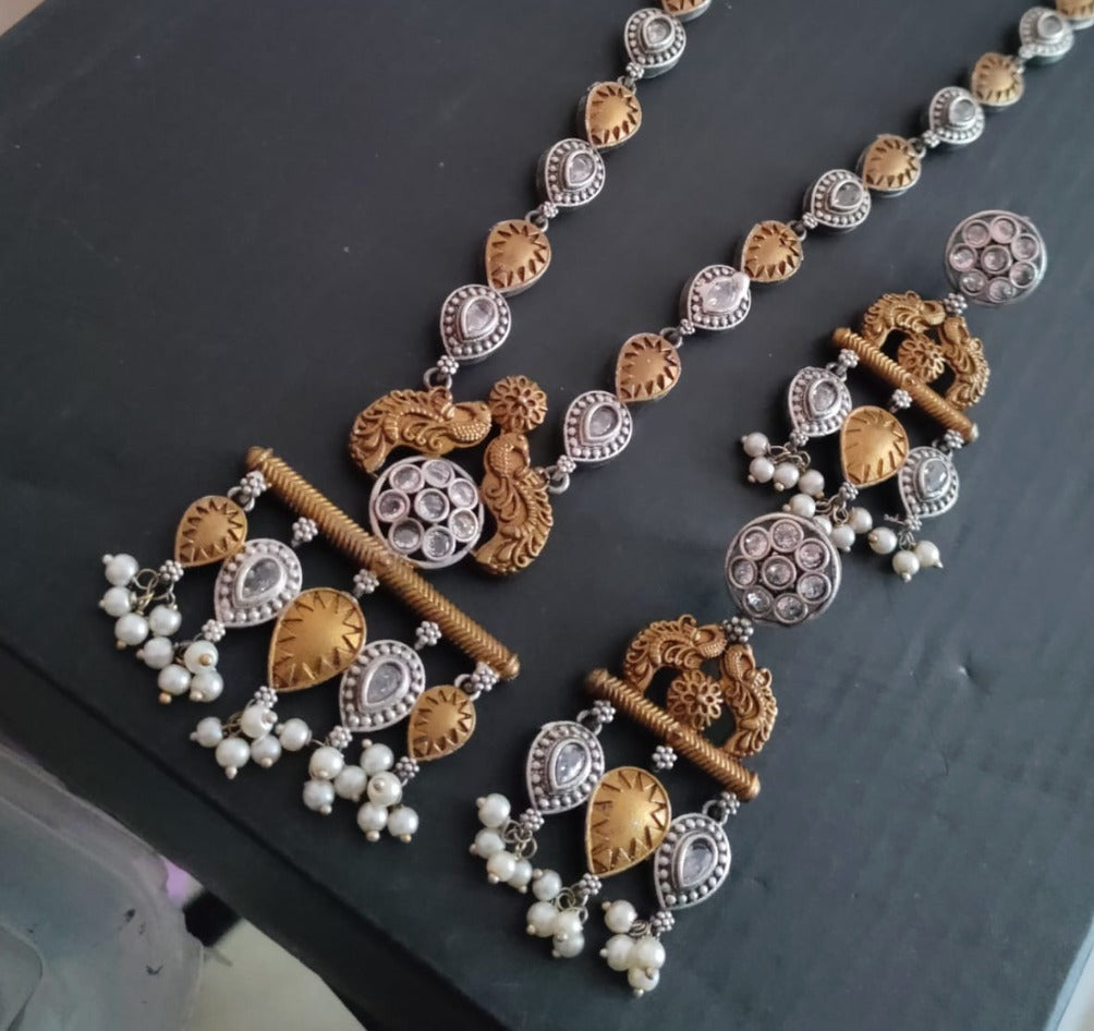 Drop dualtone long chain set