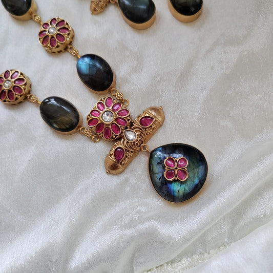 Semiprecious stone with Jadau work necklace set - Unmatched Style and Quailty