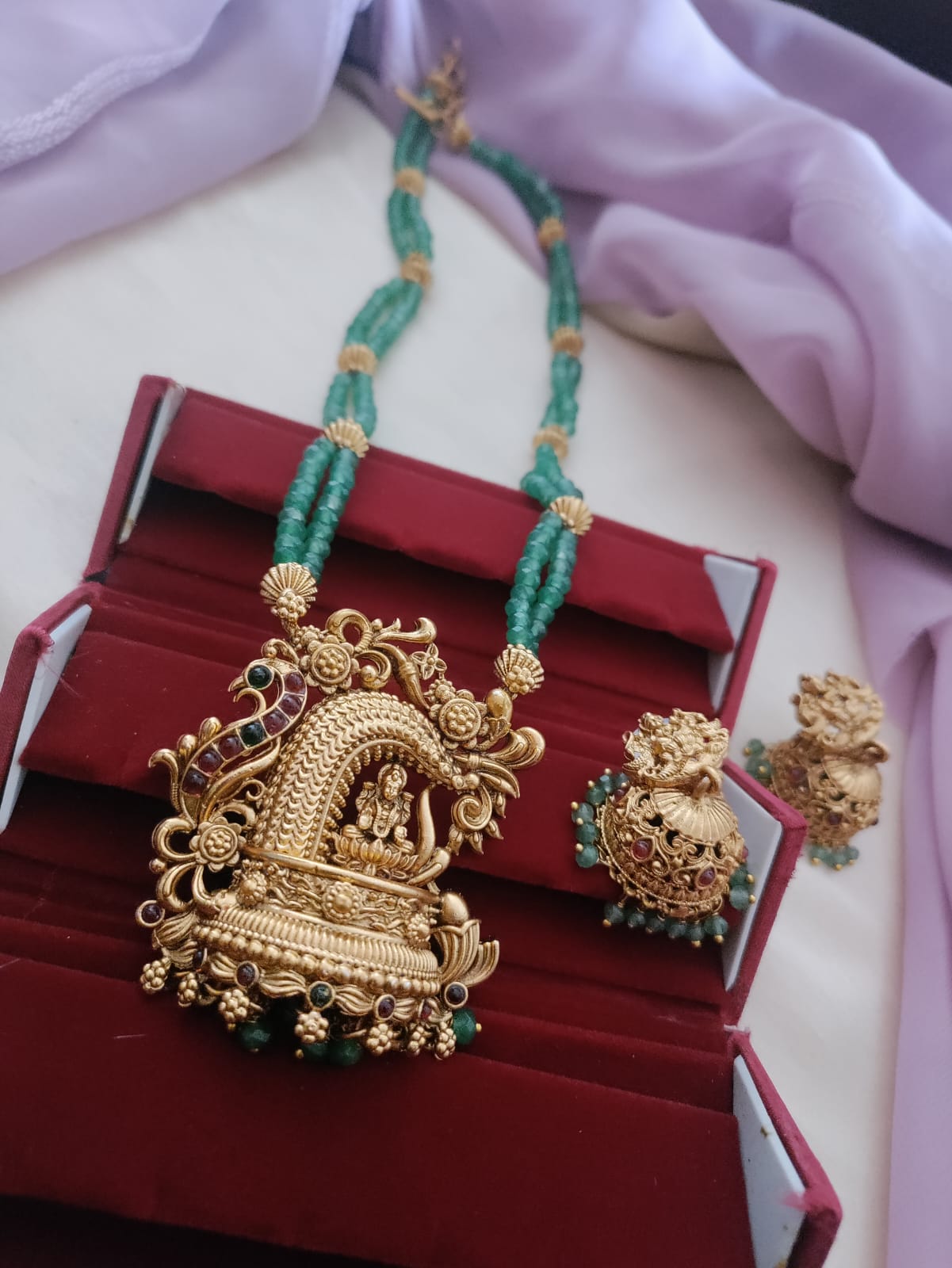 Beaded temple necklace set