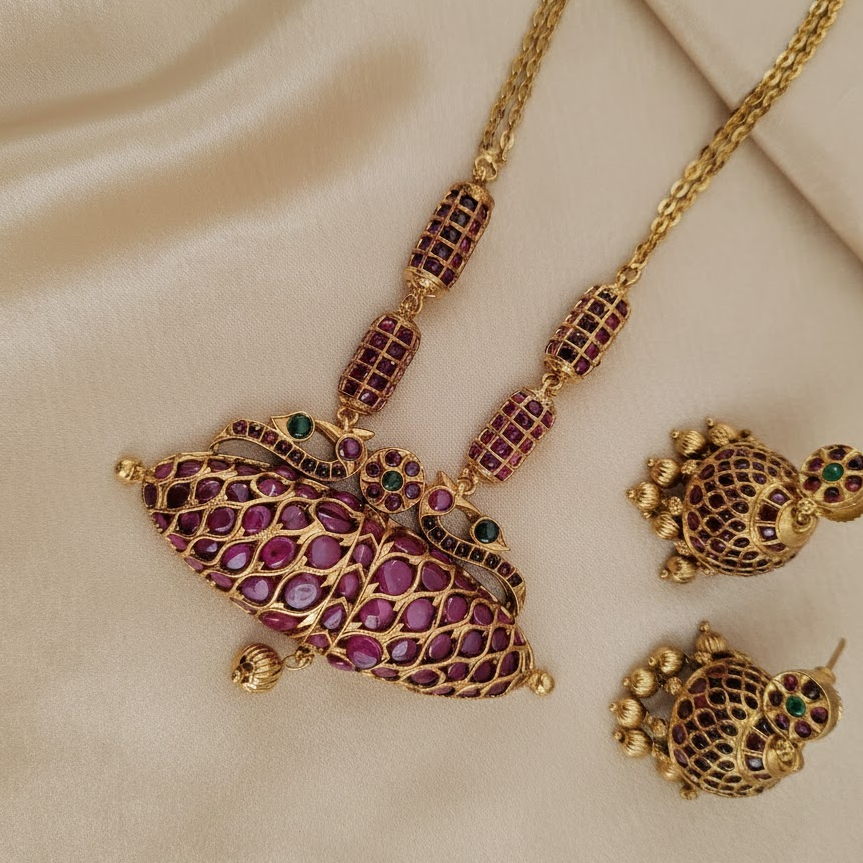 Taweez kemp pendant chain