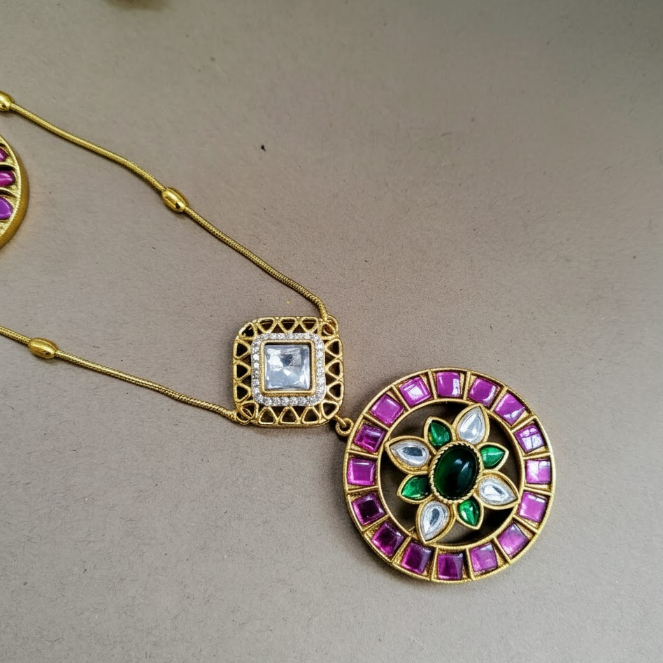 Kemp 2 layered long necklace