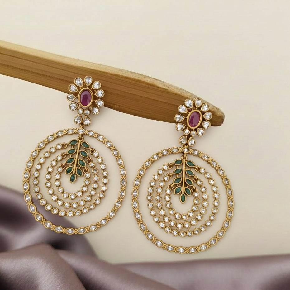 Round spiral earring