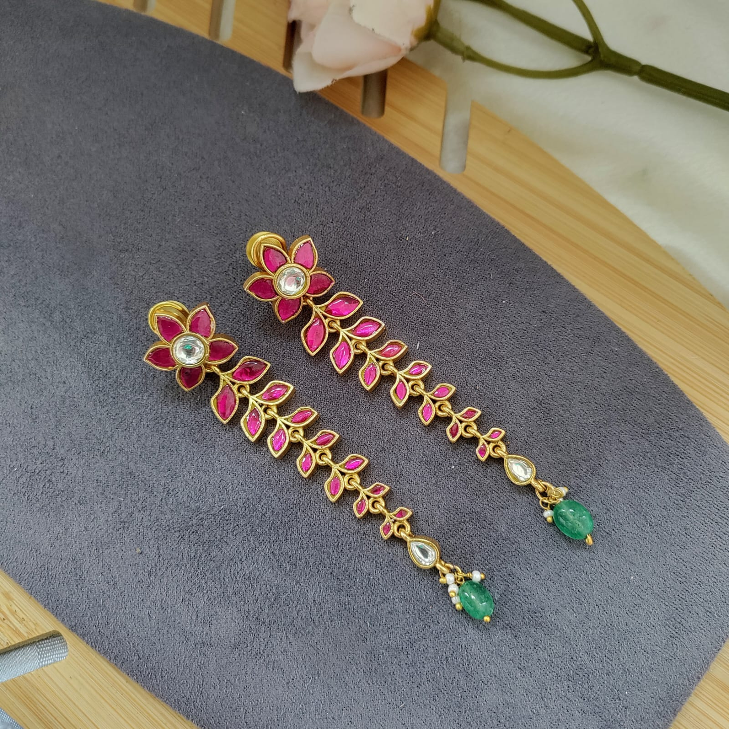 Long Leaf pattern Jadau kundan earring