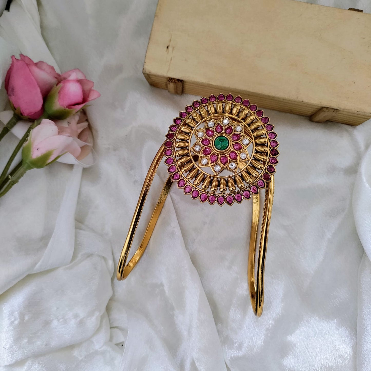 Kemp stone Round pattern Armlet/Vanki