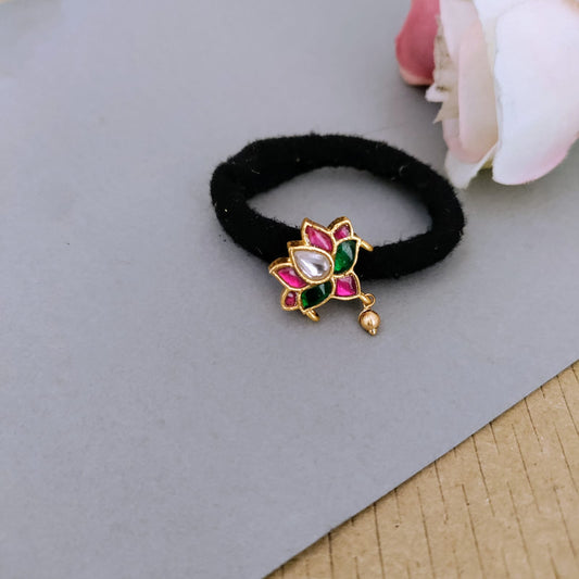 Jadau hair band - Lotus