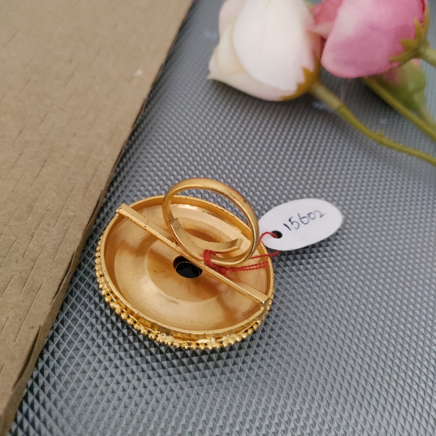 Flower round Finger ring