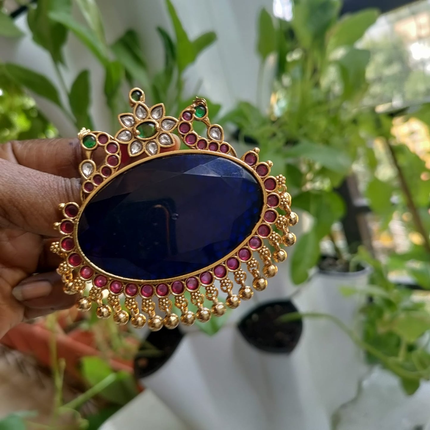 Padhakkam Blue pendant with hasuli