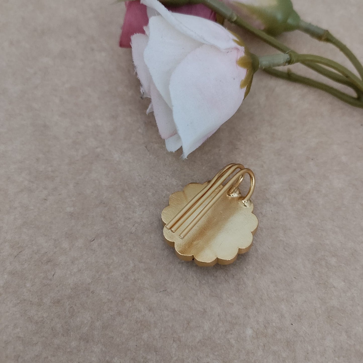 Jadau flower ruby round hair pin