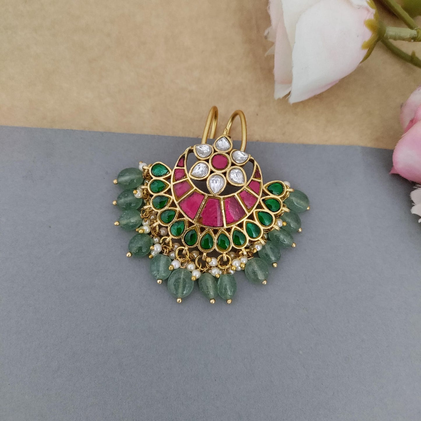 Jadau flower green drop hair pin