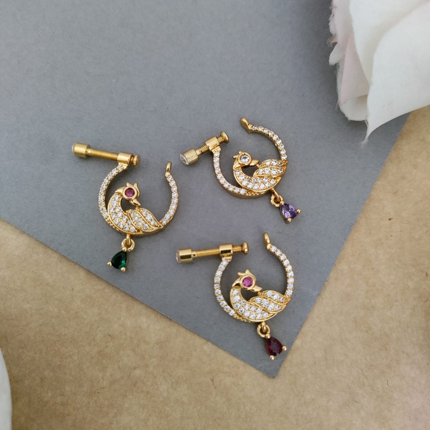 AD peacock nosepin/Nath