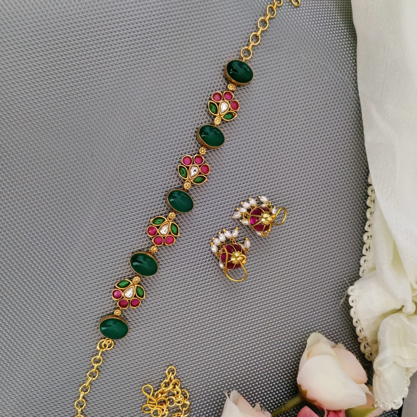 Flower design Jadau kundan green choker