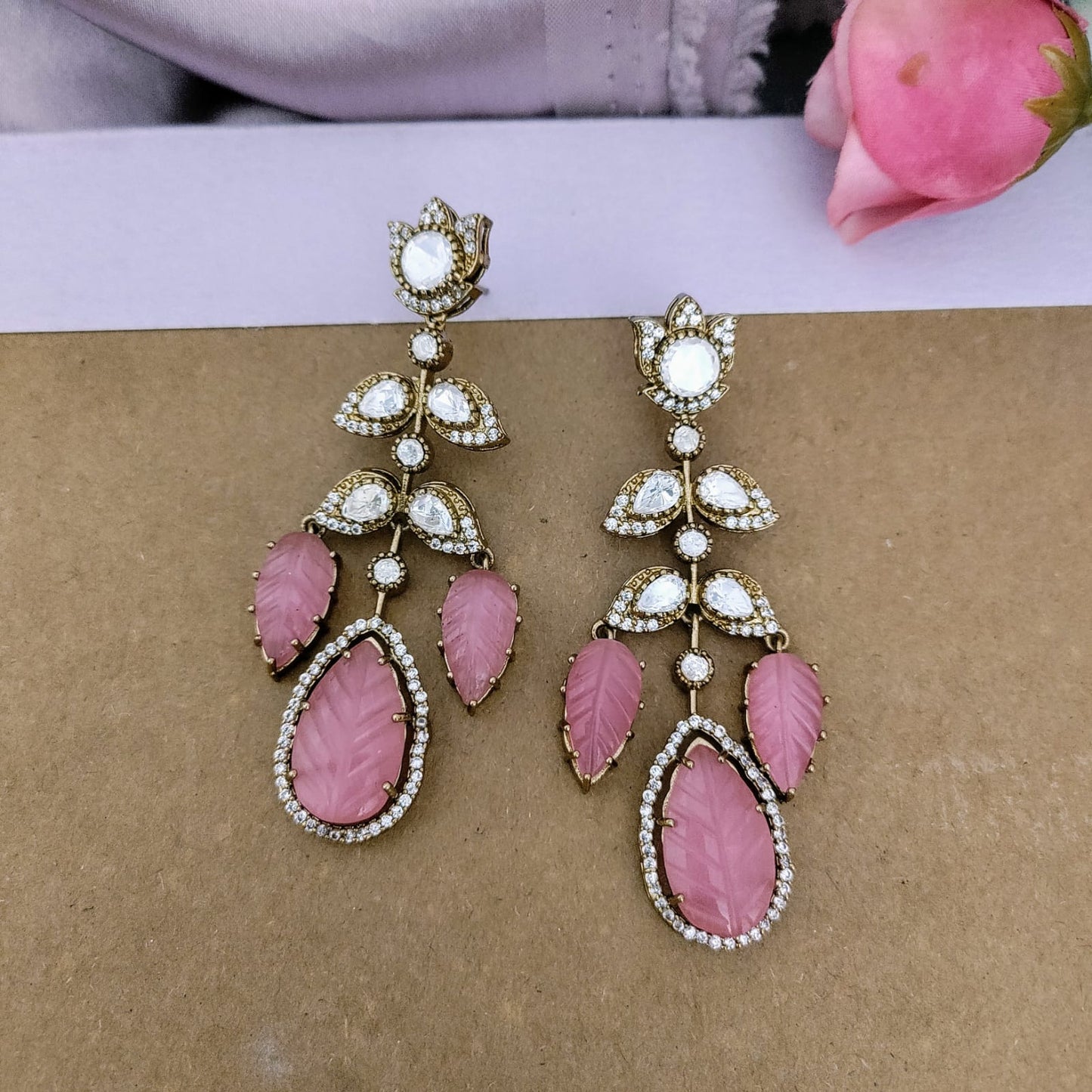 Victorian finish leaf long ad stone earring