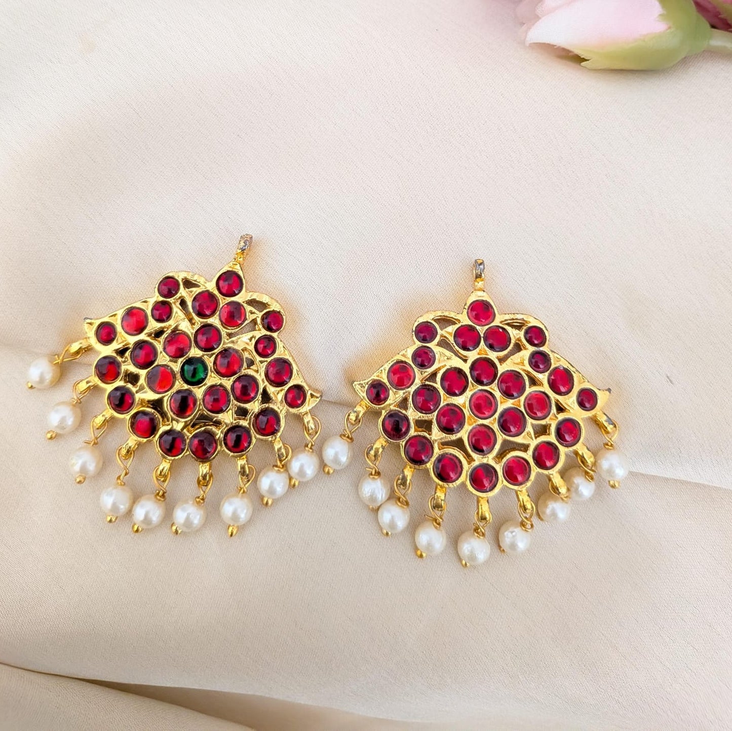 Bharathanatyan kemp Jada billa / Hari pin Kemp small red