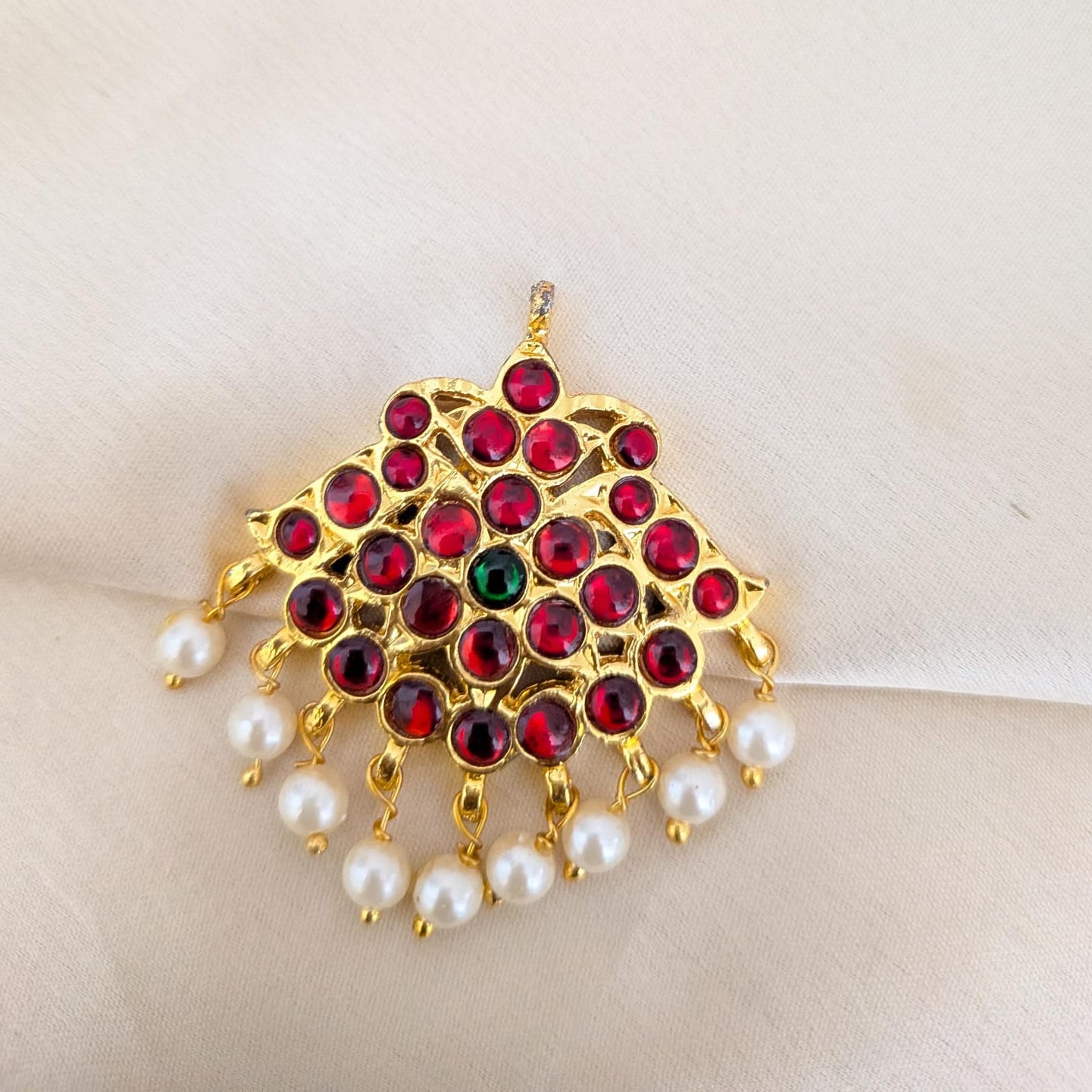 Bharathanatyan kemp Jada billa / Hari pin Kemp small red