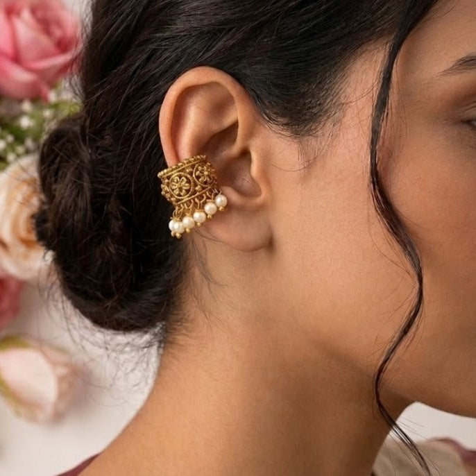 Ear cuff with pearl drop