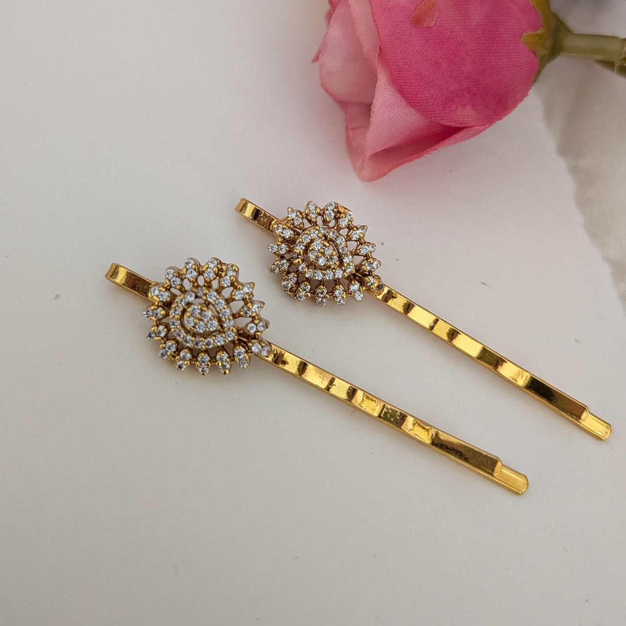 AD hair pin white drop