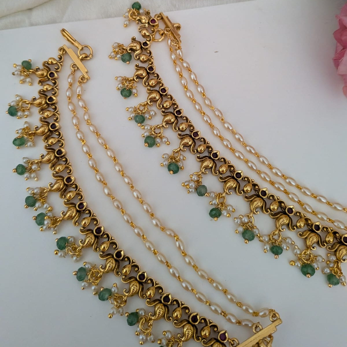 Antique design 3 layer ear chain / Mattel
