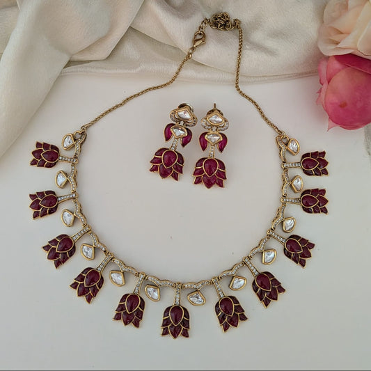 Lotus design necklace set Antique finish Ruby