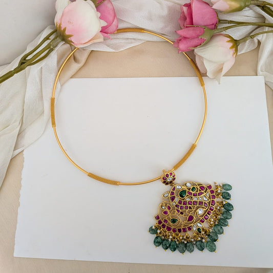 Peacock design Jadau kundan pendant hasli set