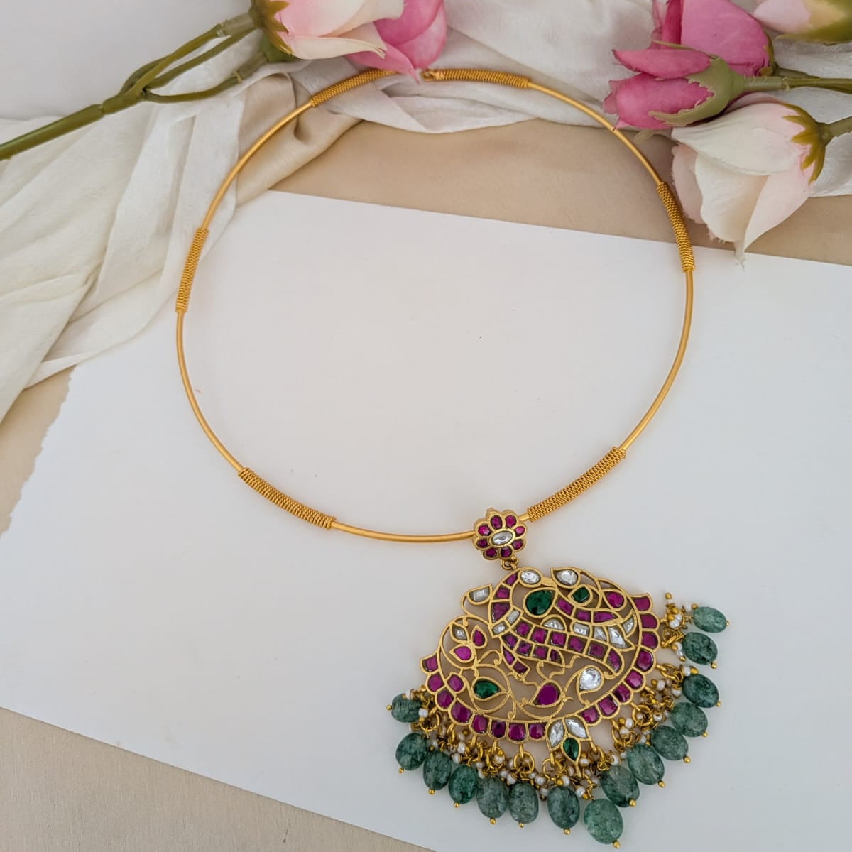 Peacock design Jadau kundan pendant hasli set