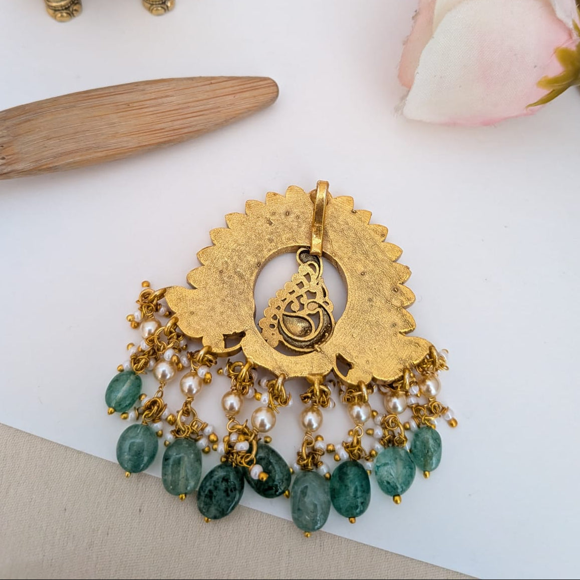 Peacock feather Jadau kundan pendant