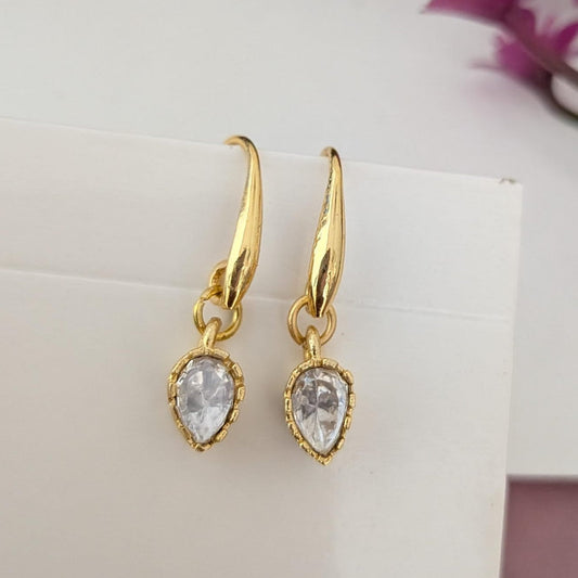 Moisannite stone earring
