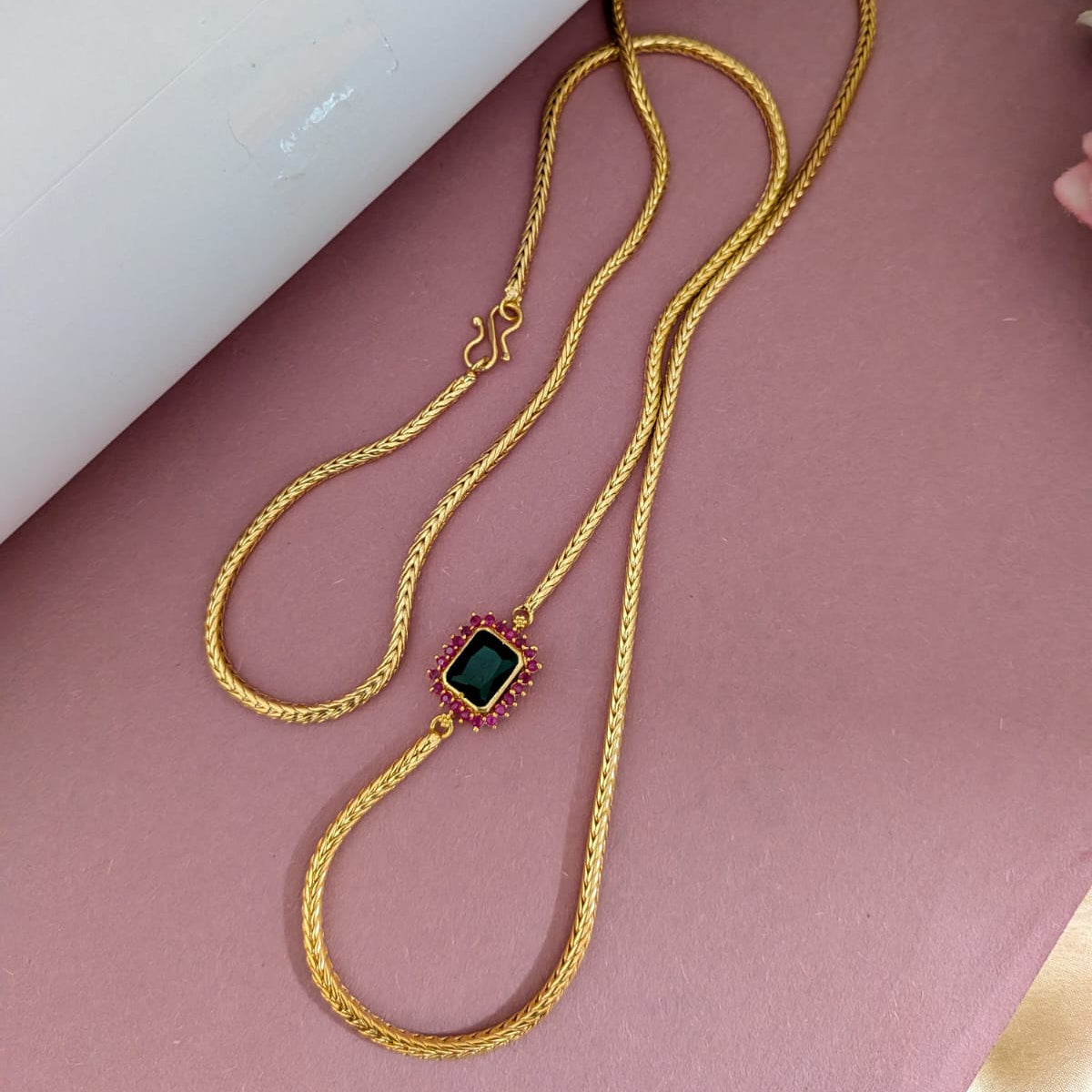 Long mogappu / side pendant long chain