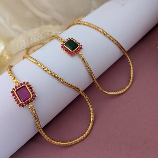 Long mogappu / side pendant long chain