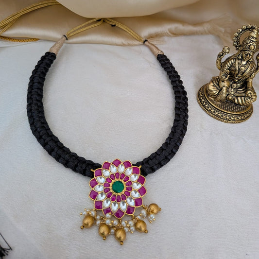 Flower jadau stone thread necklace set